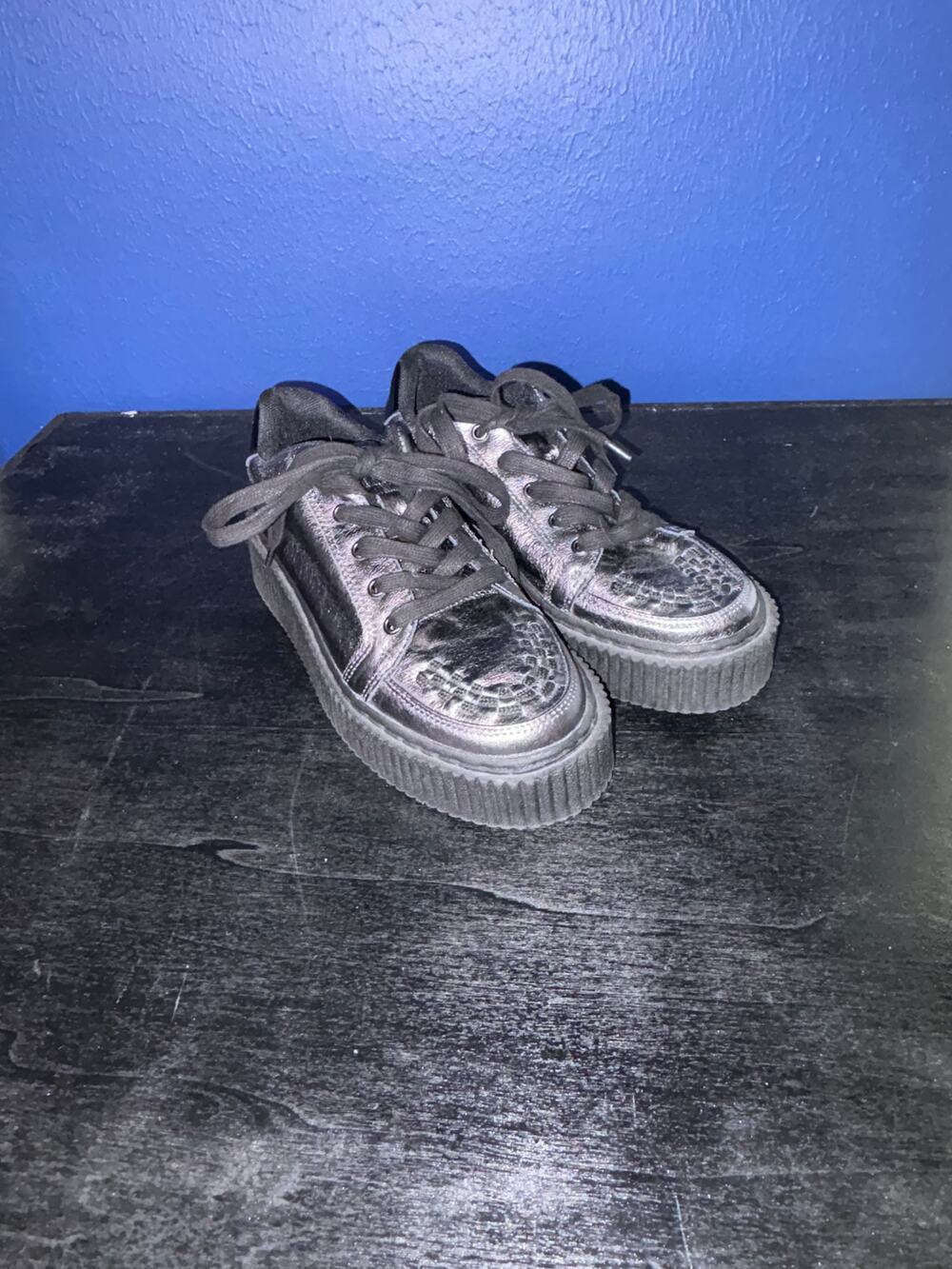 T.U.K Metallic Silver Platform Sneakers – Women’s 8